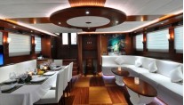 DOLCE MARE Salon Dining